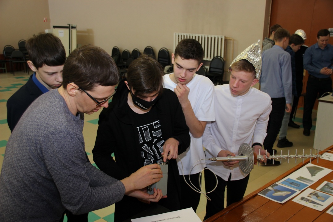 собирают схему5.JPG